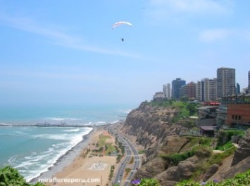 Paragliding über Miraflores/Lima